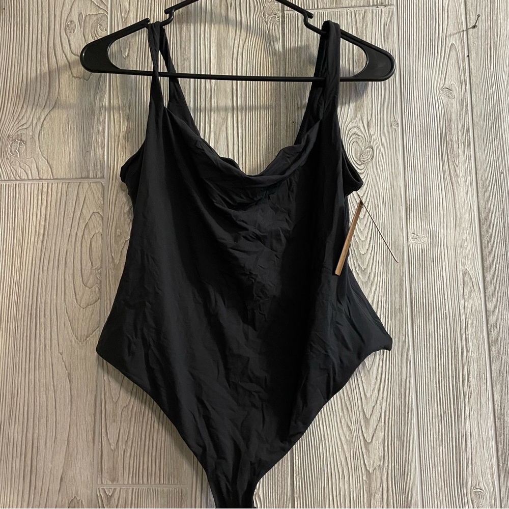 SKIMS FITS EVERYBODY SQUARE NECK BODY SUIT 2XL